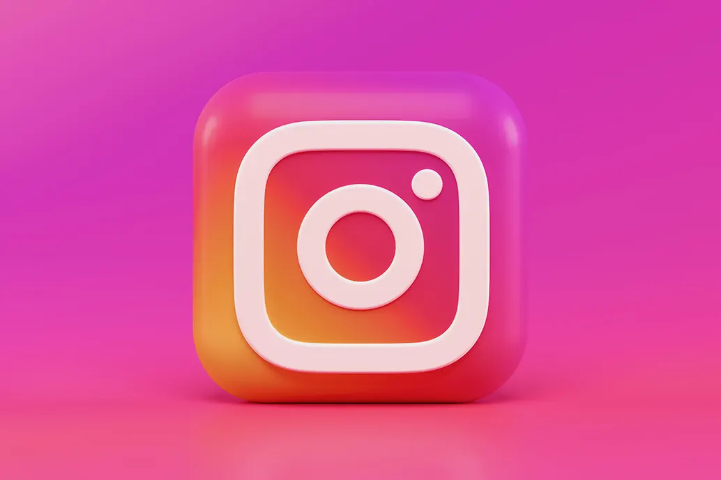 Social Media 4 Instagram Logo